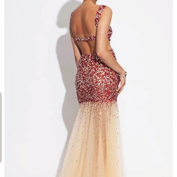 JOVANI EVENING GOWN 171100 - Picture 2 of 2